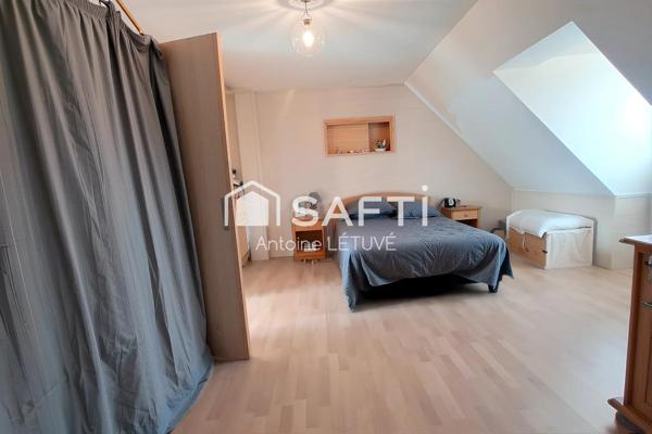 Pavillon 4 Chambres,  2 bureaux, sous sol complet