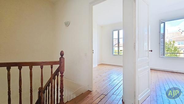 Maison à vendre Libourne - 6 pièces, 118m² avec 4 chambre(s) à 332 000€ - AJP Immobilier Libourne