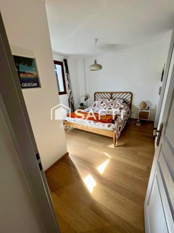 Maison traditionnelle 150m2, 5 pièces avec jardin et piscine.