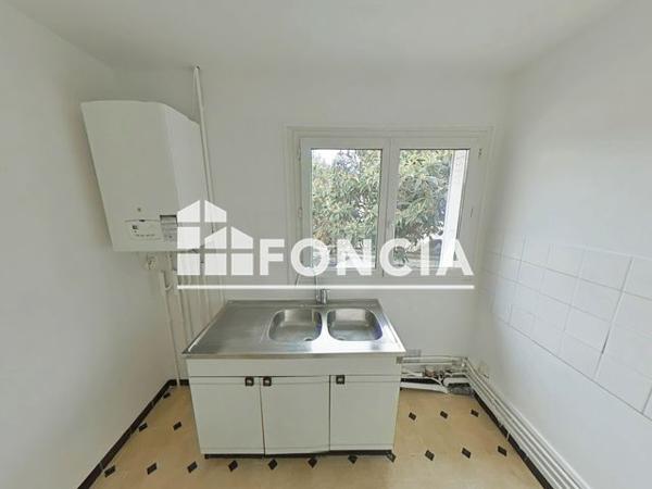 Location Studio 40 m² - 94-96 AVENUE JEAN JAURES Arnouville 95400