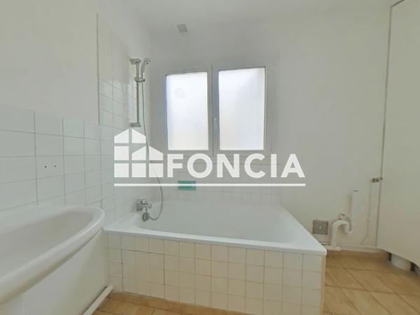 Location Studio 40 m² - 94-96 AVENUE JEAN JAURES Arnouville 95400