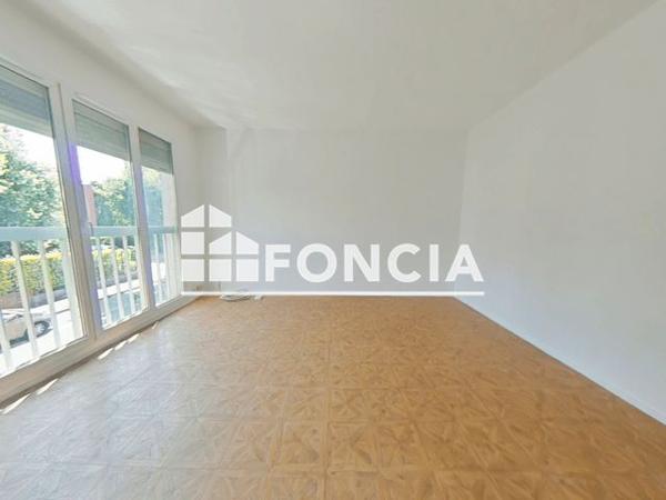 Location Studio 40 m² - 94-96 AVENUE JEAN JAURES Arnouville 95400