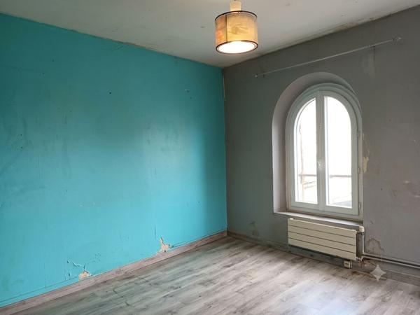 RARE SUR LE SECTEUR : Maison (F4) de charme au coeur de Coubron !