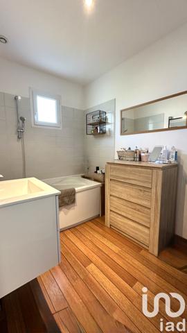 House for sale 5 rooms 110 m² Andernos-les-Bains