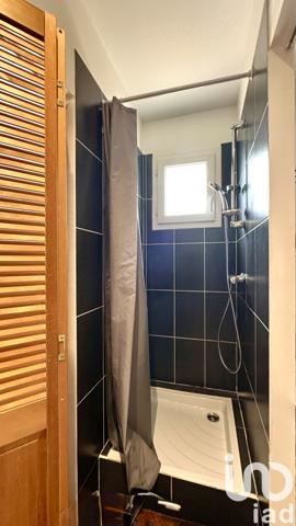 House for sale 5 rooms 110 m² Andernos-les-Bains