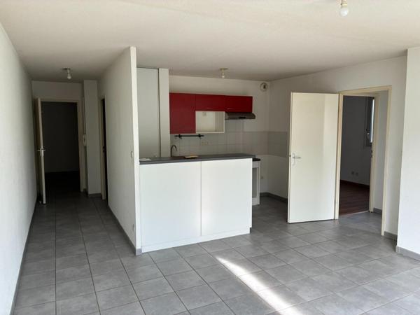 T3 en rez-de-jardin avec grande terrasse