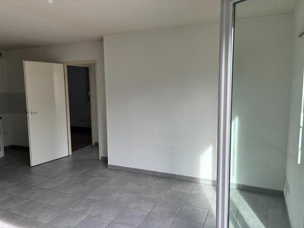 T3 en rez-de-jardin avec grande terrasse