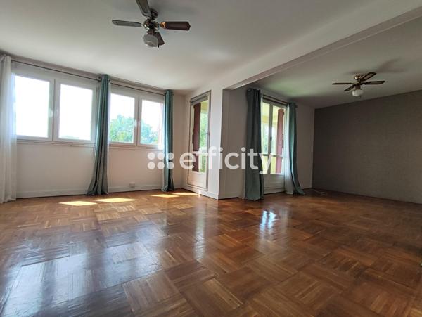 Appartement
         5 pièces
        - 100 m² Exclusivité 239 500 € *