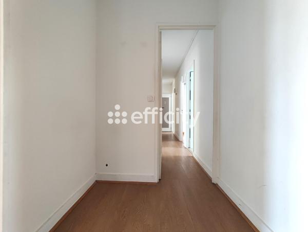 Appartement
         5 pièces
        - 100 m² Exclusivité 239 500 € *