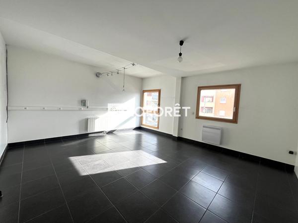 Achat bureau Andrézieux-Bouthéon - 3 pièce(s) - 90 m² - 198 000 €