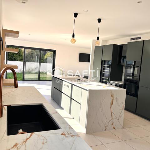 Contemporaine récente de 150m2 au calme