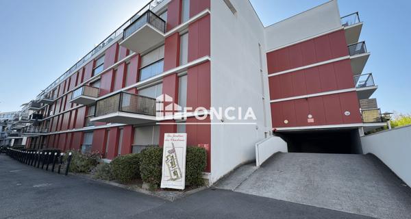 À vendre Parking 12 m² - Bordeaux 33300