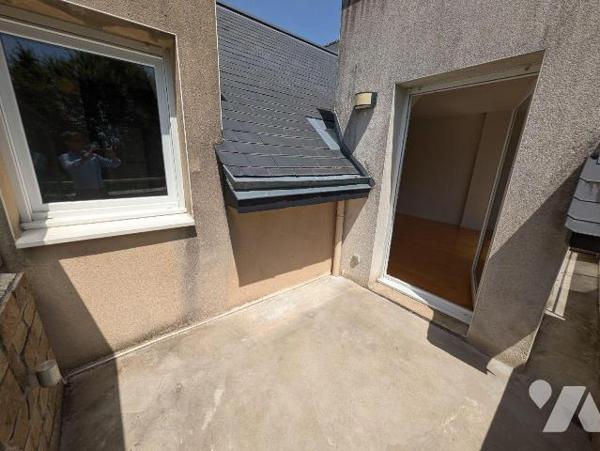NOUVEAUTE TRENTE CINQ NOTAIRES BREAL SOUS MONFORT .

Venez découvrir cet appartement de type ...