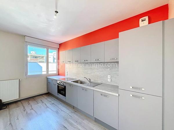 Location Appartement 4 pièces 92 m2 à Clermont-Ferrand