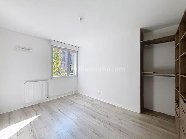Location Appartement 4 pièces 92 m2 à Clermont-Ferrand