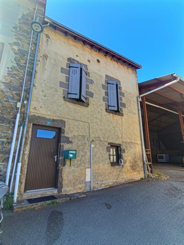 Maison avec jardin - CHANAT LA MOUTEYRE