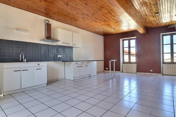 Maison avec jardin - CHANAT LA MOUTEYRE