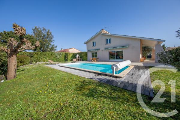 Maison à vendre  6 pièces - 146,41 m 2   ST MEDARD EN JALLES  - 33