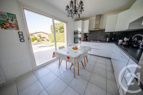 Maison à vendre  6 pièces - 146,41 m 2   ST MEDARD EN JALLES  - 33