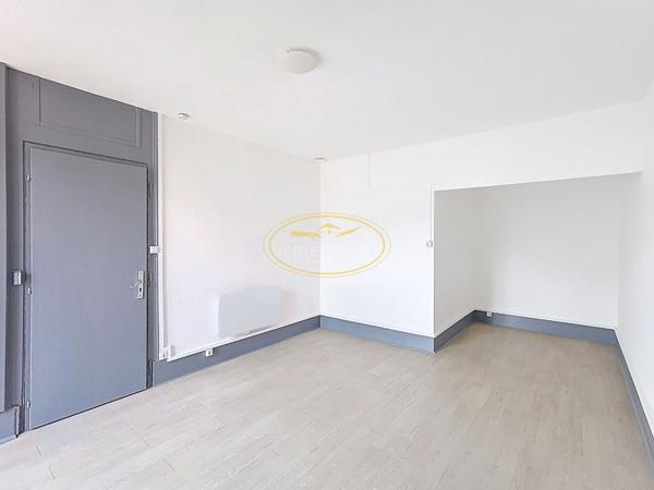 APPARTEMENT F1 REZ-DE-CHAUSSÉE Ligny-en-barrois APPARTEMENT F1 REZ-DE-CHAUSSÉE Ligny-en-barrois