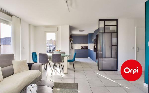 Appartement à vendre    5 pièces • 101,88 m2 Lyon 8