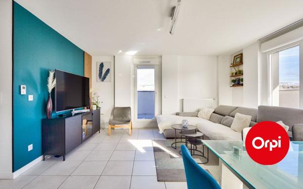 Appartement à vendre    5 pièces • 101,88 m2 Lyon 8