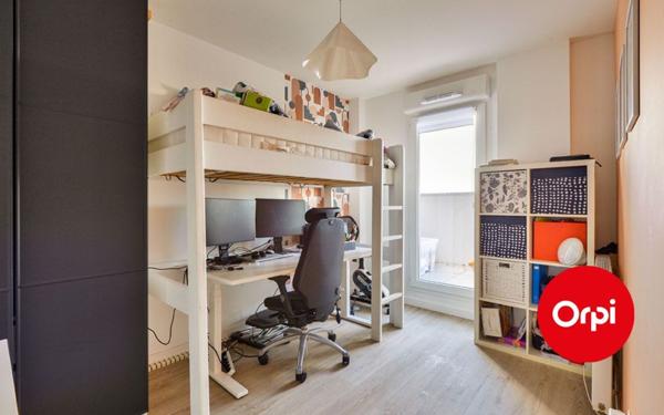 Appartement à vendre    5 pièces • 101,88 m2 Lyon 8