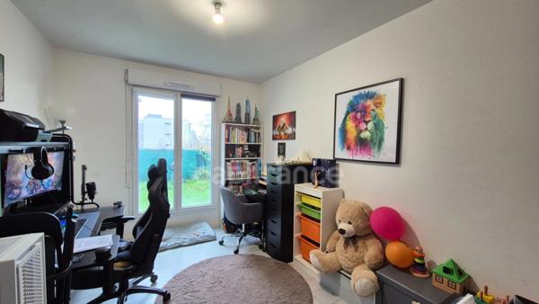 Appartement à vendre 4 pièces ETAMPES (91), DPE B avec jardin, parking dans un immeuble récent avec ascenseur