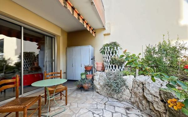 Appartement à vendre    4 pièces • 98,49 m2 Fréjus