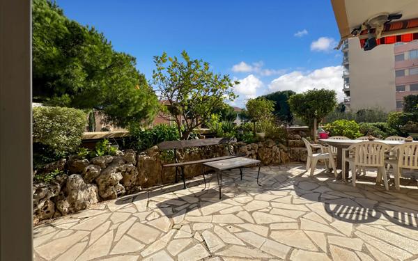 Appartement à vendre    4 pièces • 98,49 m2 Fréjus