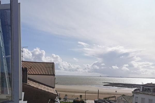 17110 SAINT GEORGES DE DIDONNE SAINT-GEORGES-DE-DIDONNE / à 2 pas de la plage et centre