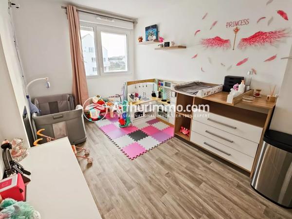 Vente                                                      Appartement
                        
                     3 pièces                      61 m2                     à Saint-Pierre-du-Perray