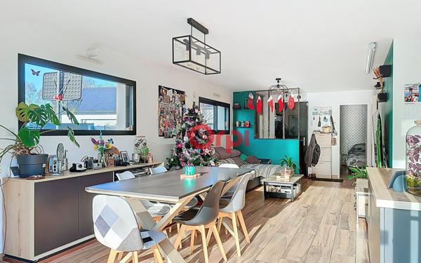 Maison à vendre    5 pièces • 100 m2 Elven