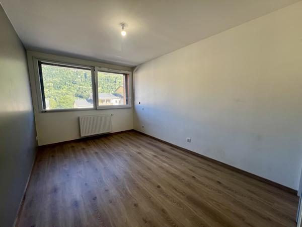 Bourg-Saint-Maurice (73700) APPARTEMENT DE TYPE T5 105M2