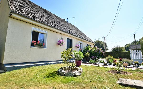 Maison à vendre    3 pièces • 75 m2 Tours-en-Vimeu