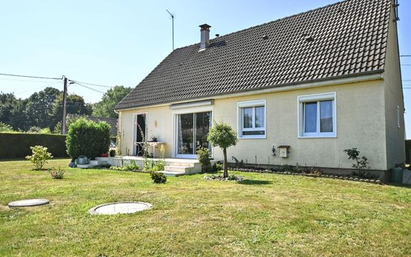 Maison à vendre    3 pièces • 75 m2 Tours-en-Vimeu