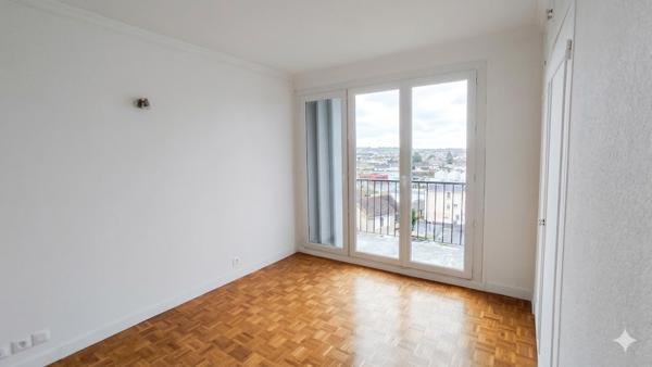 Appartement 3 pièces à vendre Châtellerault - 86100 / Réf: 11885