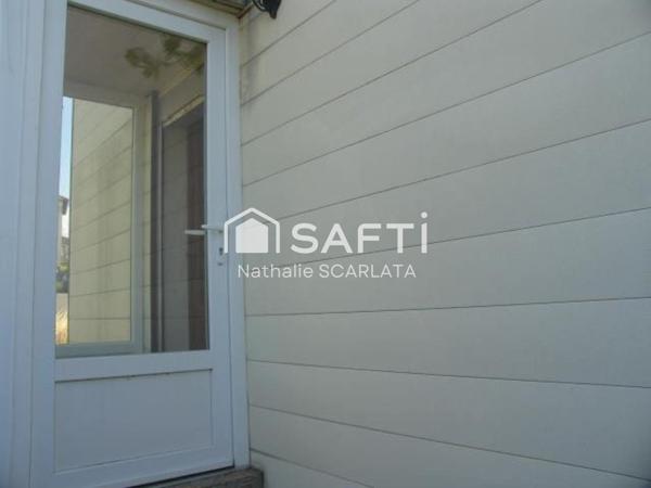 MAISON 3 CHAMBRES SUR SOUS-SOL AVEC GARAGE ET TERRAIN