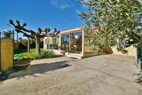 Maison à vendre Saint-André-de-Sangonis – Villa 127 m² – 4 chambres – bureau – terrain 576 m² – terrasse – sans vis-à-vis