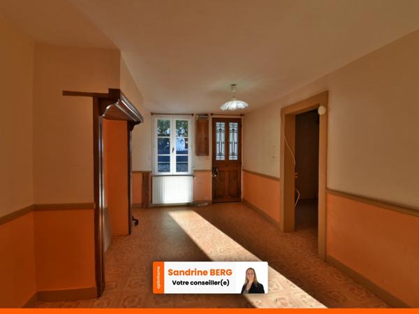 Maison de ville à rénover avec jardin – proche centre-ville