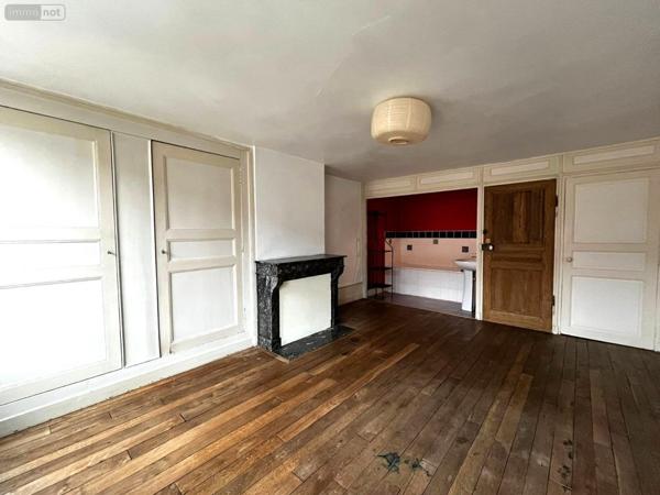 Maison de ville à vendre à Langres en Haute-Marne (52200), ref : SGAUR115116