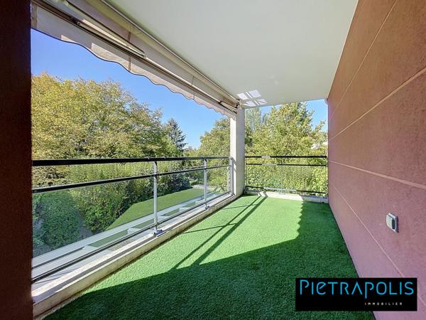 RARE dans résidence de 2006– Superbe T4 de 86,20 m² avec terrasse 10 m2, cave et garage – Le Vallon, Sainte-Foy-lès-Lyon