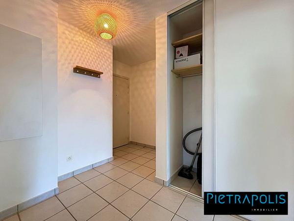 RARE dans résidence de 2006– Superbe T4 de 86,20 m² avec terrasse 10 m2, cave et garage – Le Vallon, Sainte-Foy-lès-Lyon