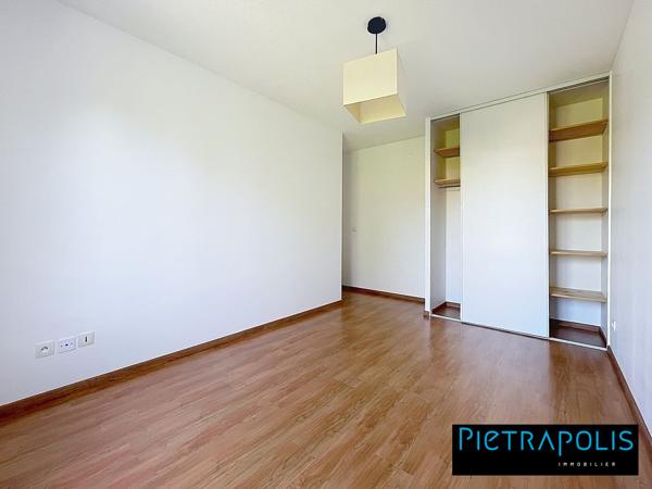 RARE dans résidence de 2006– Superbe T4 de 86,20 m² avec terrasse 10 m2, cave et garage – Le Vallon, Sainte-Foy-lès-Lyon