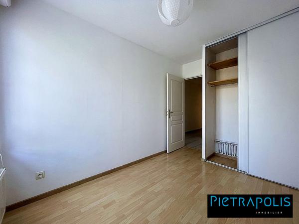 RARE dans résidence de 2006– Superbe T4 de 86,20 m² avec terrasse 10 m2, cave et garage – Le Vallon, Sainte-Foy-lès-Lyon