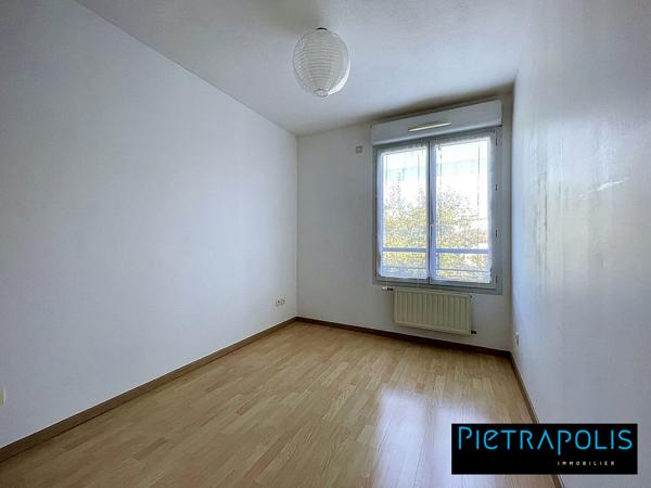 RARE dans résidence de 2006– Superbe T4 de 86,20 m² avec terrasse 10 m2, cave et garage – Le Vallon, Sainte-Foy-lès-Lyon