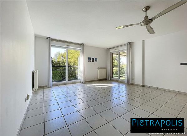 RARE dans résidence de 2006– Superbe T4 de 86,20 m² avec terrasse 10 m2, cave et garage – Le Vallon, Sainte-Foy-lès-Lyon