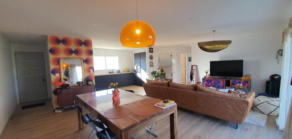 Maison Echillais 4 pièce(s) 95.51 m2 proche commerces et écoles