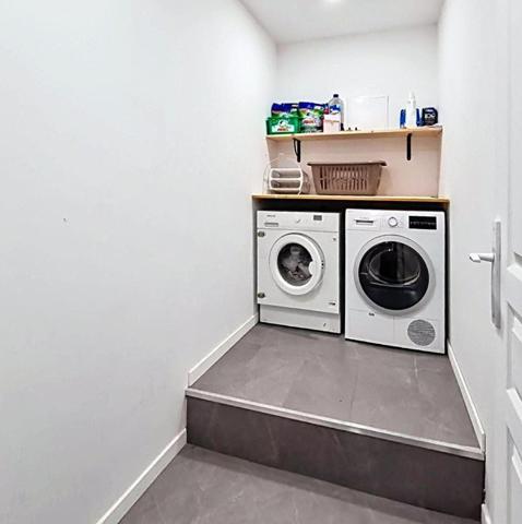 Maison de ville, idéale pour investisseurs