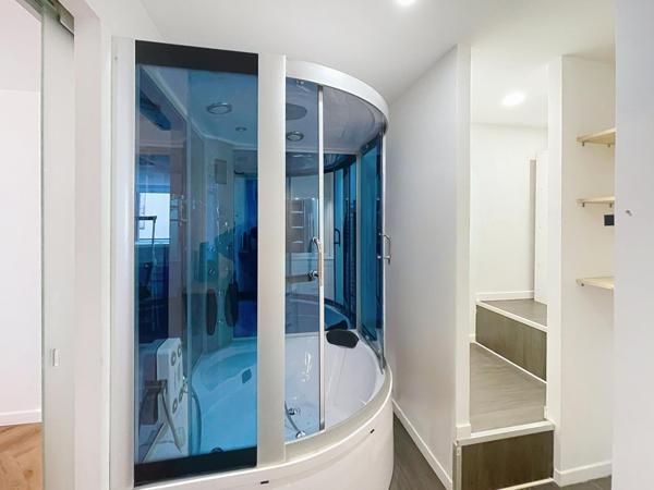 Maison de ville, idéale pour investisseurs